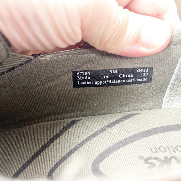 Clarks in Motion 9 Women's Bronze Gold Leather Slip On Round Toe Loafers Shoes - Picture 10 of 12